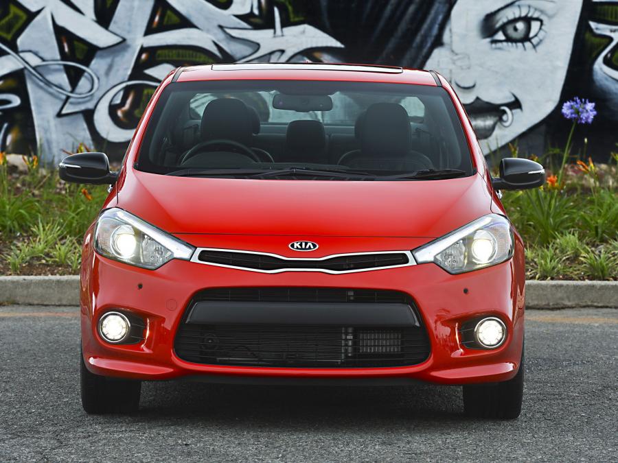 Kia Cerato Koup 2014 года  (ZA) (фото 2 из 30)